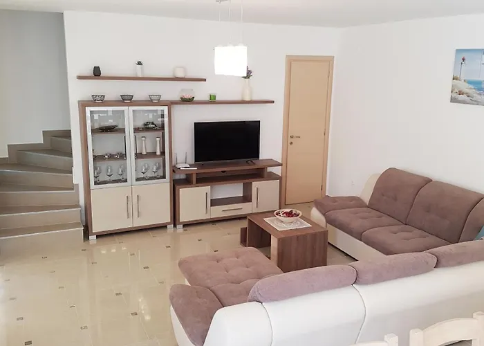 Feriehus Marisol Mit Pool